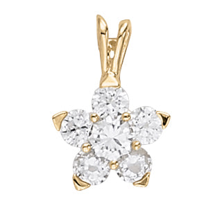 Cluster Diamond Pendant · 0.85 ct tw