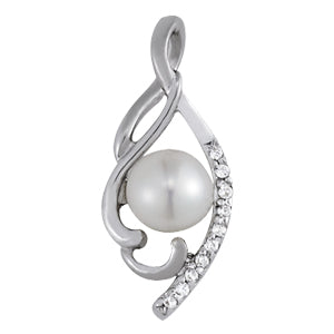 Pearl Gemstone Pendant · 0.05 ct tw