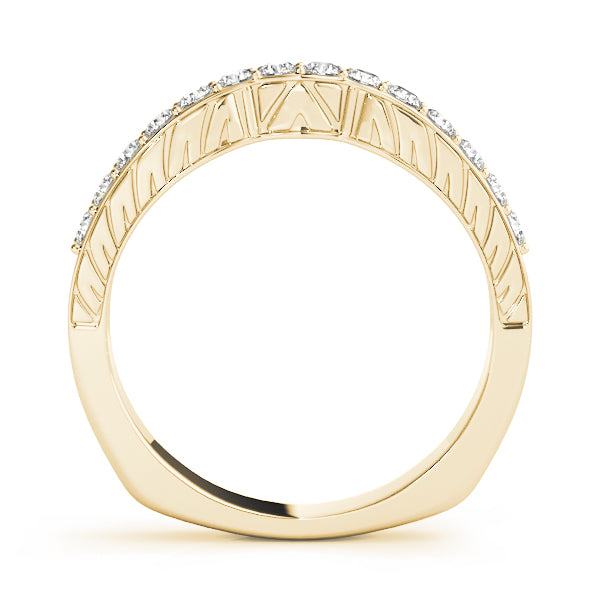 Curved Diamond Wedding Band · 0.28 ct tw