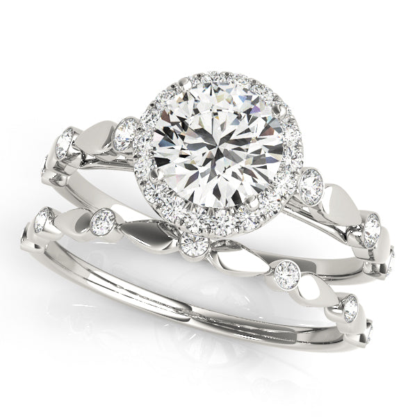 Round Halo Diamond Engagement Ring · 0.33 ct tw