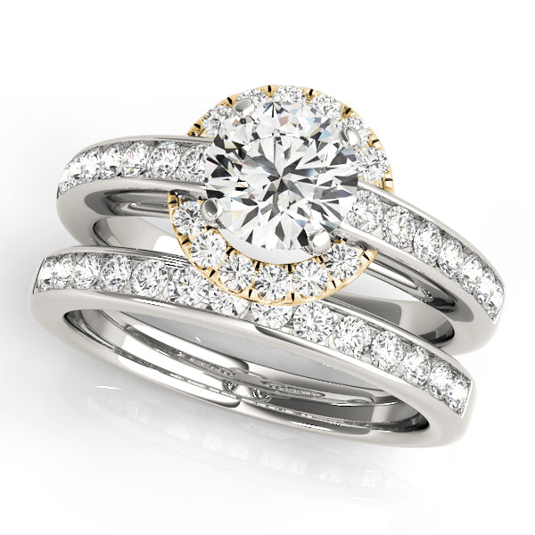 Round Halo Diamond Engagement Ring · 0.43 ct tw