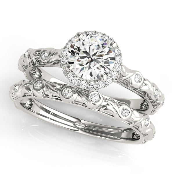 Round Diamond Engagement Ring · 0.91 ct tw