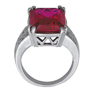 Emerald Gemstone Fashion Ring
