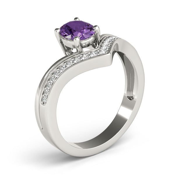 Oval 7x5 Diamond Ring · 0.14 ct tw