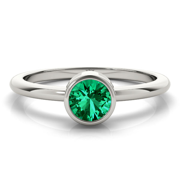 Round Diamond Engagement Ring · 0.30 ct tw