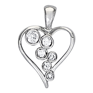 Heart Diamond Pendant · 0.20 ct tw