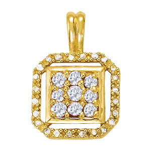 Cluster Diamond Pendant · 0.39 ct tw
