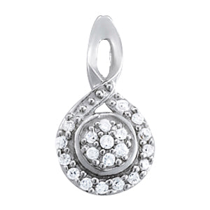 Cluster Diamond Pendant · 0.10 ct tw