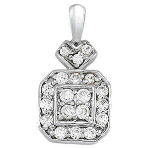 Cluster Diamond Pendant · 0.23 ct tw