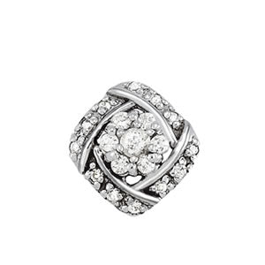 Cluster Diamond Pendant · 0.32 ct tw