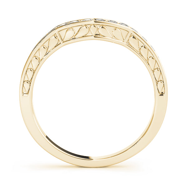 Curved Diamond Wedding Band · 0.28 ct tw