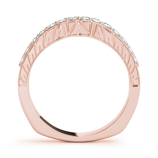 Curved Diamond Wedding Band · 0.28 ct tw