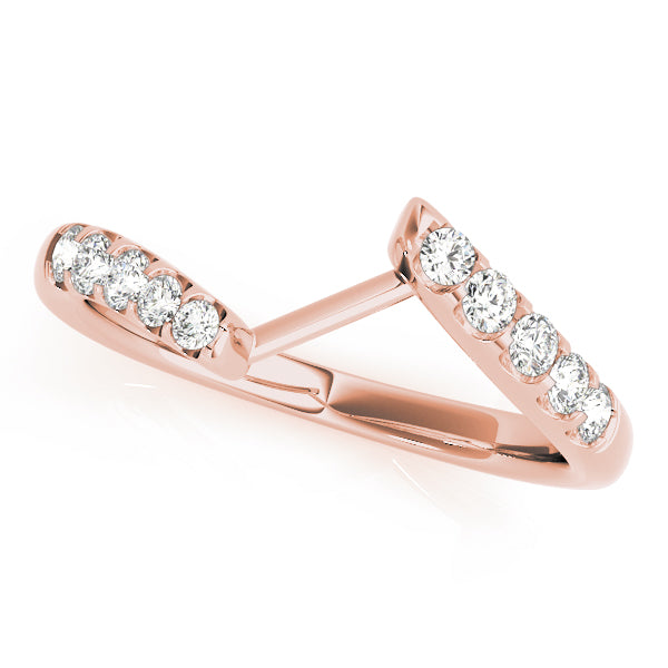 Curved Diamond Wedding Band · 0.20 ct tw