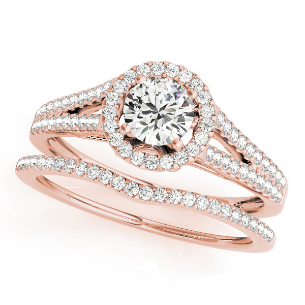 Round Halo Diamond Engagement Ring · 0.25 ct tw