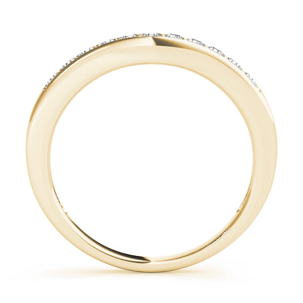 Curved Diamond Wedding Band · 0.28 ct tw