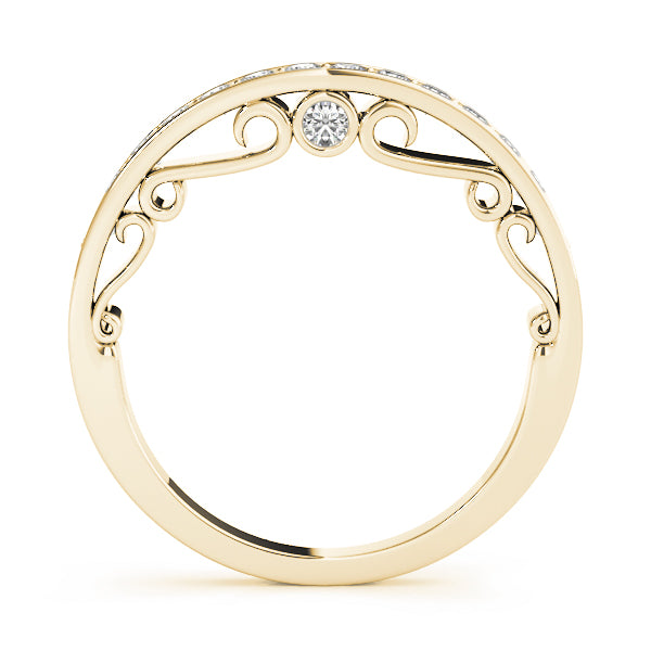 Curved Diamond Wedding Band · 0.28 ct tw