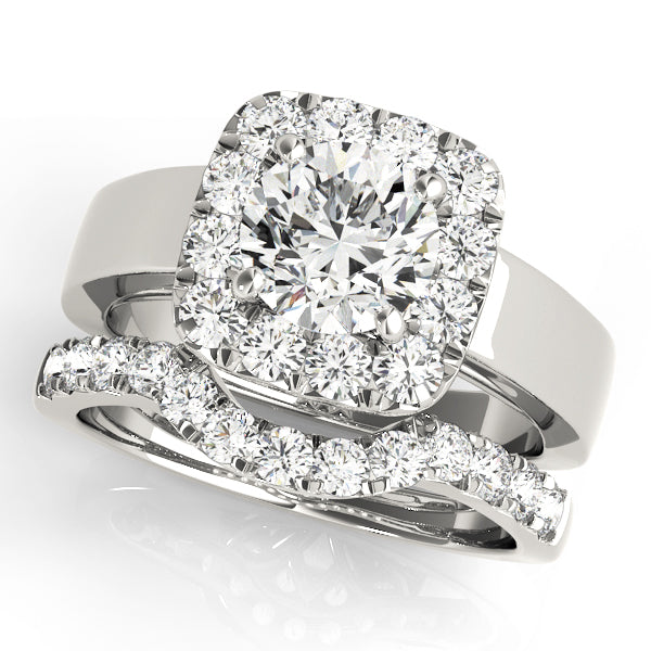 Round Halo Diamond Engagement Ring · 0.48 ct tw