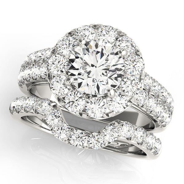 Round Halo Diamond Engagement Ring · 0.89 ct tw