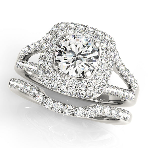 Round Cushion Halo Center Diamond Engagement Ring · 0.75 ct tw