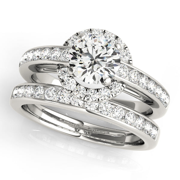 Round Halo Diamond Engagement Ring · 0.43 ct tw