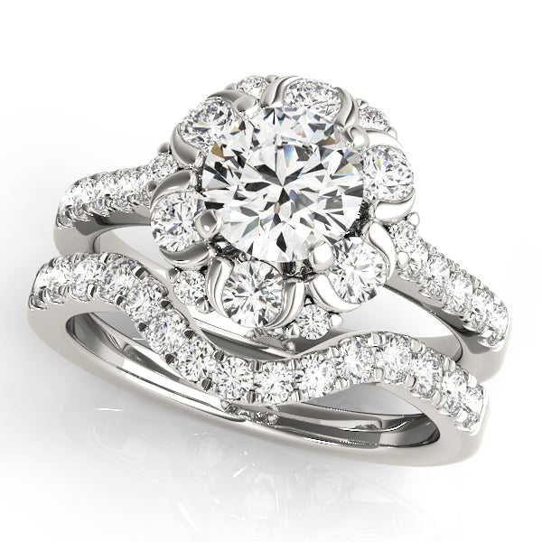 Round Halo Diamond Engagement Ring · 0.91 ct tw