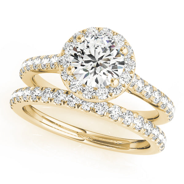 Round Halo Diamond Engagement Ring · 1.33 ct tw