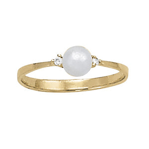 Pearl Gemstone Fashion Ring · 0.02 ct tw