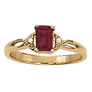 Emerald Gemstone Fashion Ring · 0.03 ct tw