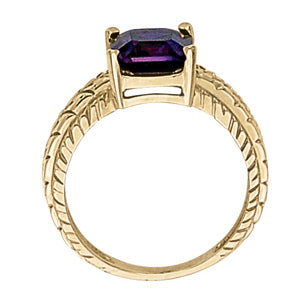 Emerald Gemstone Fashion Ring