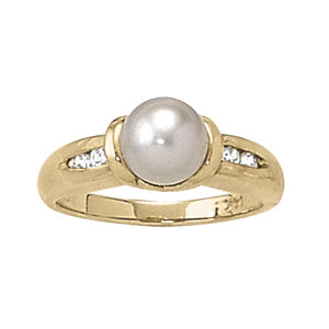 Pearl Gemstone Fashion Ring · 0.10 ct tw