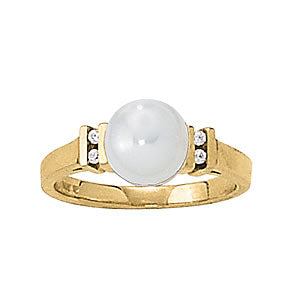 Pearl Gemstone Fashion Ring · 0.10 ct tw
