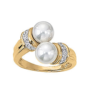 Pearl Gemstone Fashion Ring · 0.12 ct tw