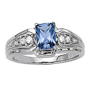 Emerald Gemstone Fashion Ring · 0.10 ct tw