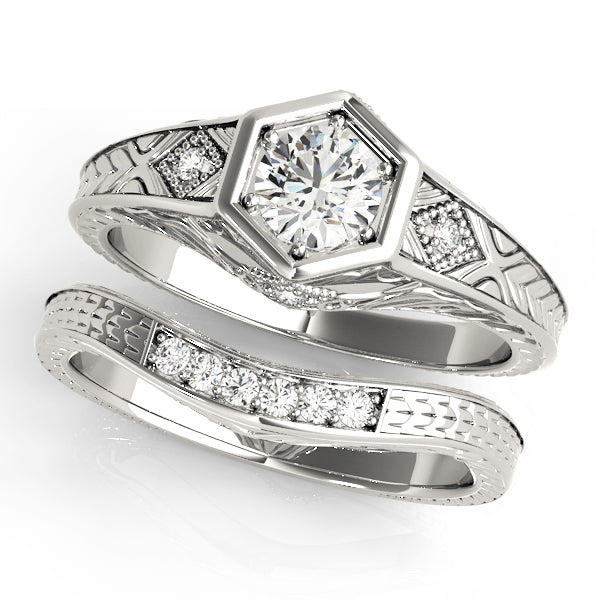 Round Antique Diamond Engagement Ring · 0.36 ct tw