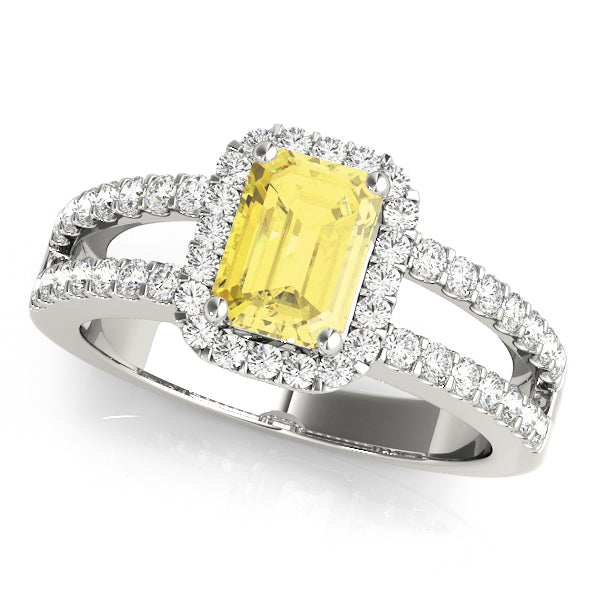 Emerald Halo Diamond Fashion Ring · 0.48 ct tw