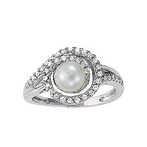 Pearl Gemstone Fashion Ring · 0.31 ct tw