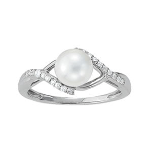 Pearl Gemstone Fashion Ring · 0.15 ct tw