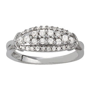 Diamond Cluster Fashion Ring · 0.24 ct tw