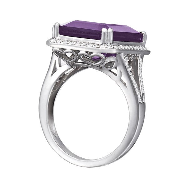 Emerald Gemstone Fashion Ring · 0.36 ct tw