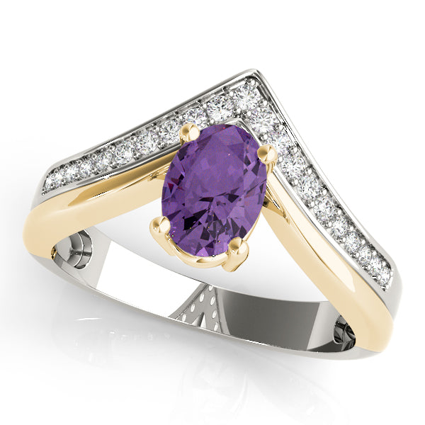 Oval 7x5 Diamond Ring · 0.14 ct tw