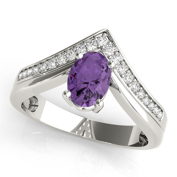 Oval 7x5 Diamond Ring · 0.14 ct tw