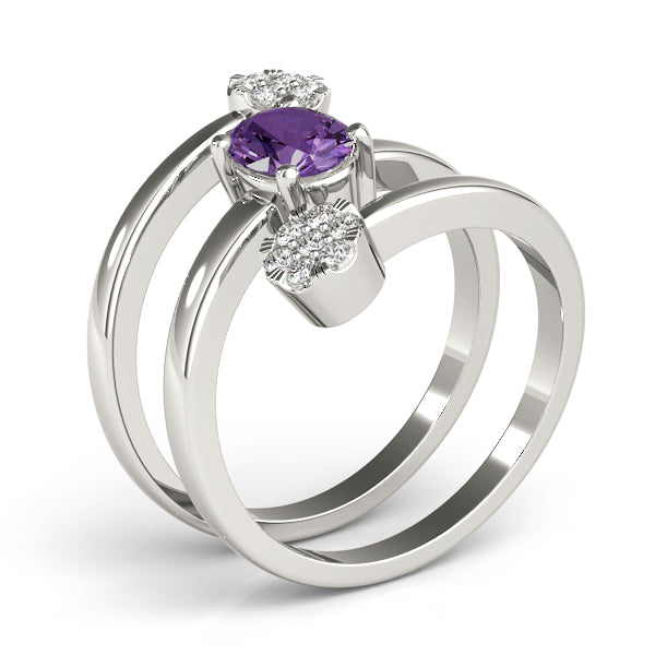 Oval 7x5 Diamond Ring · 0.14 ct tw