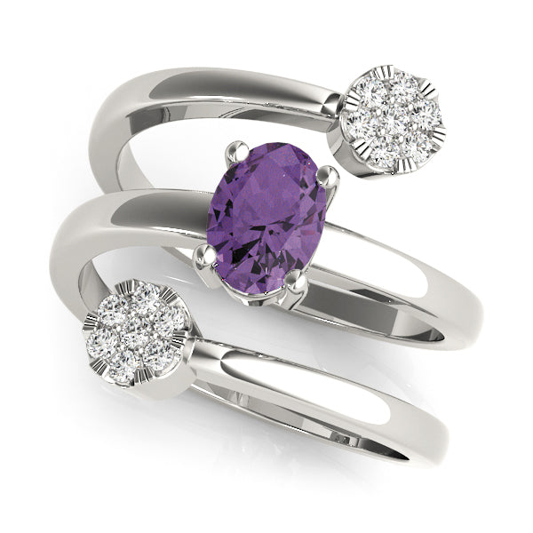 Oval 7x5 Diamond Ring · 0.14 ct tw