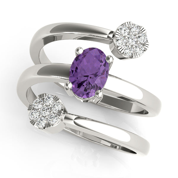 Oval 7x5 Diamond Ring · 0.14 ct tw