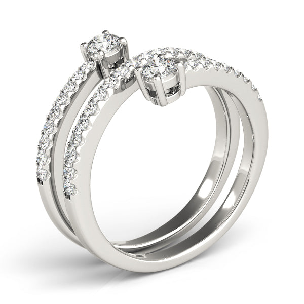 Round Gemstone Fashion Ring · 0.50 ct tw