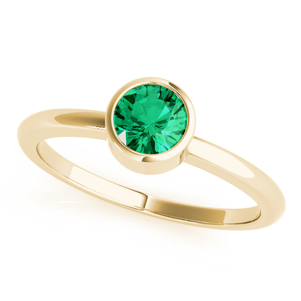 Round Diamond Engagement Ring · 0.30 ct tw