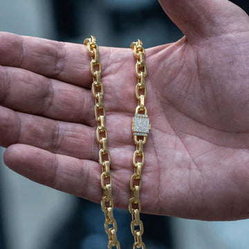 Hermes Style Link Chain in 18Kt Yellow Gold (6mm)